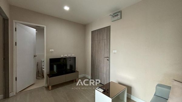 Condo Metroluxe Ratchada, good location near MRT.