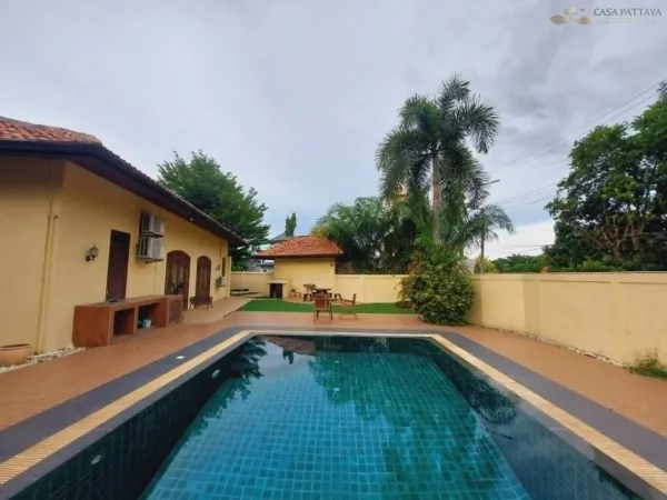Luxury Pool Villa for Sale: Villa Med Pattaya (Siam-Nong Prue Soi 3)