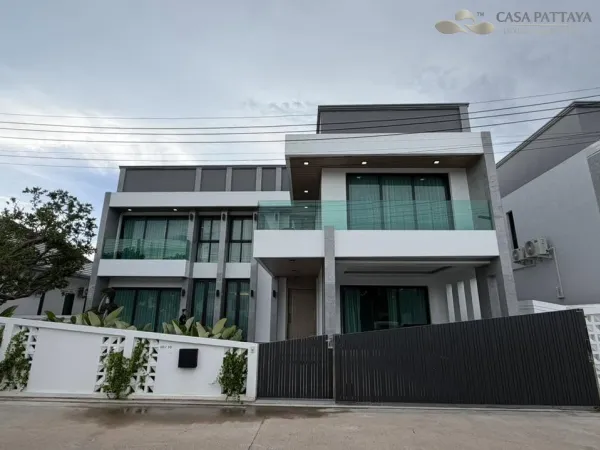 ขายพรีเซล! พูลวิลล่าสร้างใหม่ 2 ชั้น