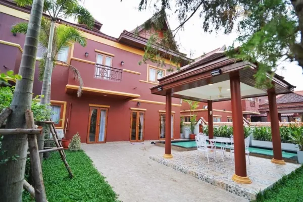 Modern Thai-Style Pool Villa for Rent! Na Jomtien Soi 6