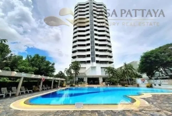 Hot Sale! Beachfront Luxury @ VIP Condochain Na Jomtien