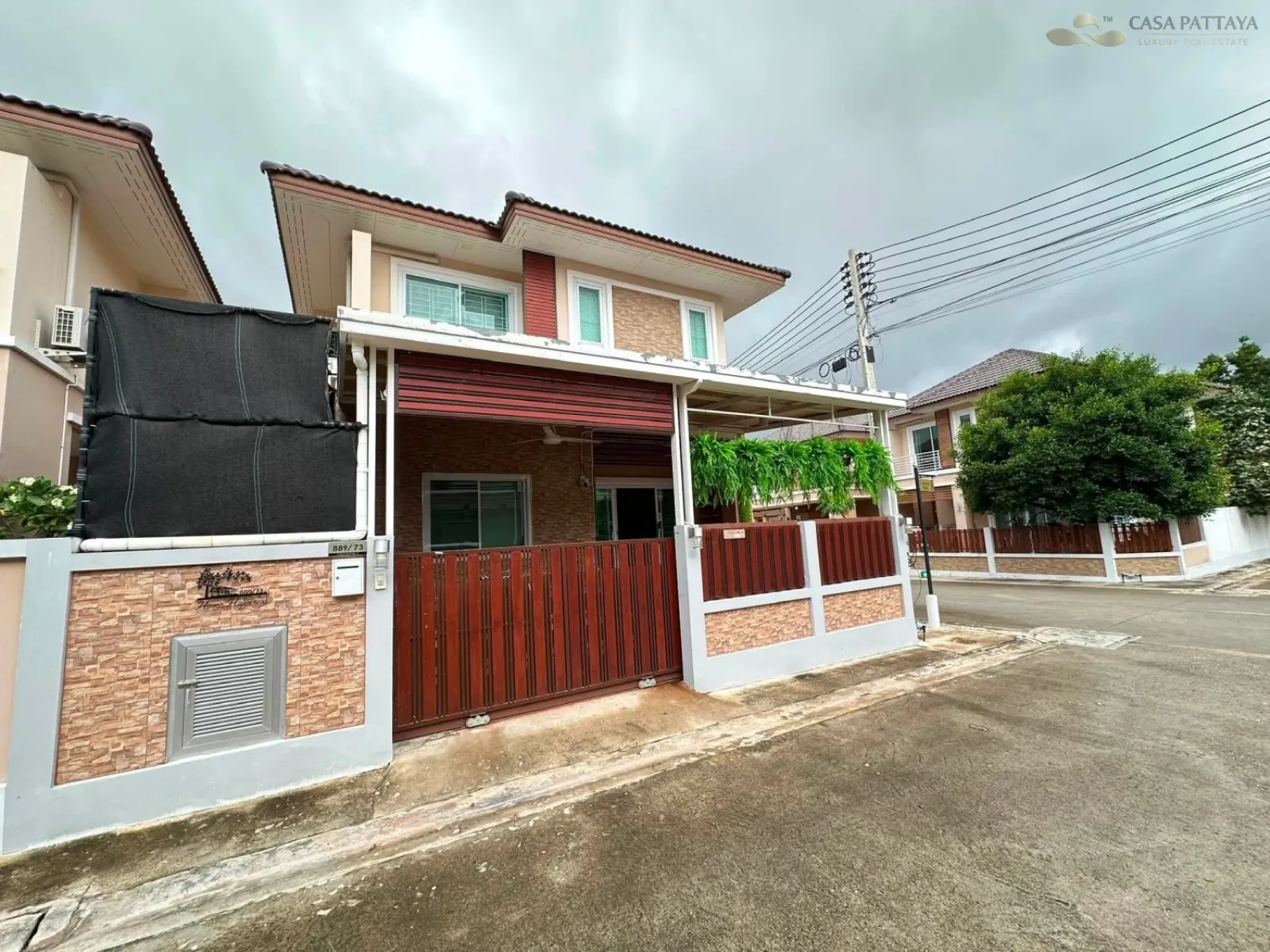 2-Story Corner House for Sale in Grand PMC 7