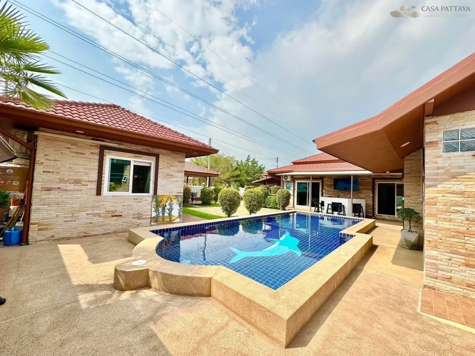 ให้เช่าพูลวิลล่า Middle House Pool Villa ให้เช่าพูลวิลล่า Middle House Pool Villa