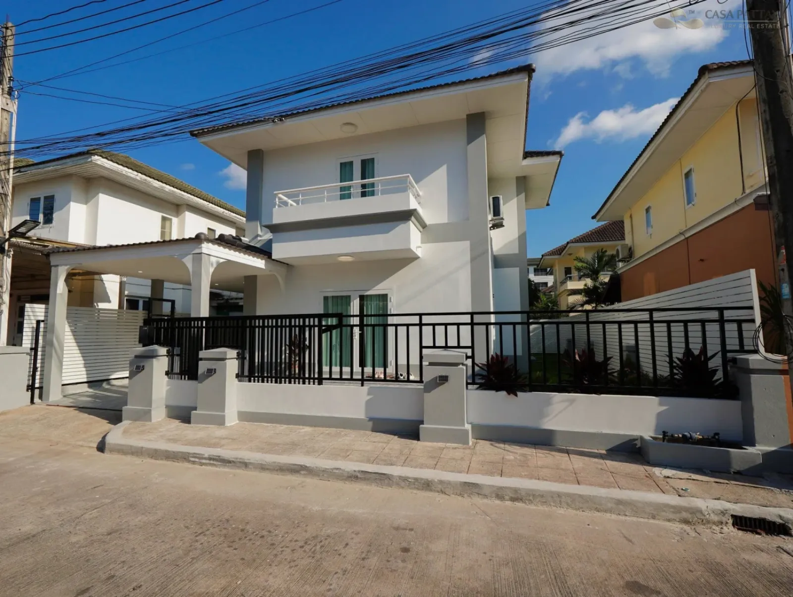 Hot Sale! 2-Story Detached House in Baan Suan Lalana Village (Chaiyaphruek 1) Hot Sale! 2-Story Detached House in Baan Suan Lalana Village (Chaiyaphruek 1)