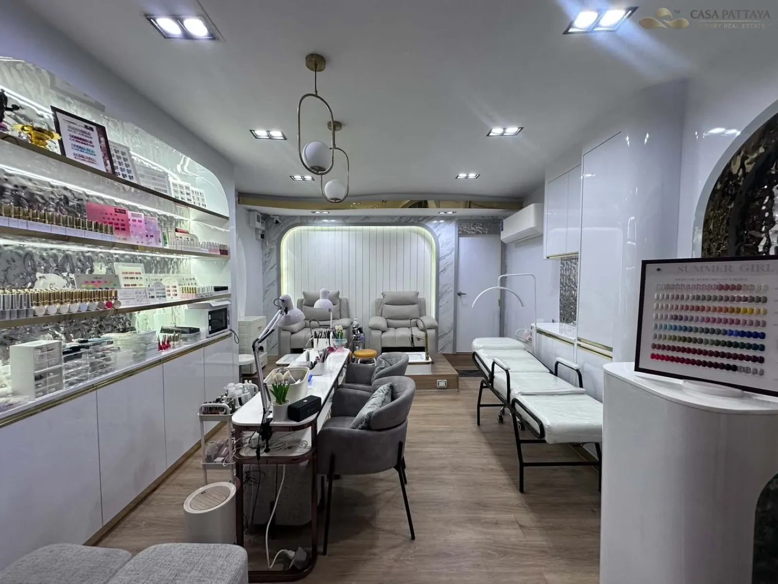 ร้านเล็บ ขนตา และสปา แบบเปิดสำเร็จ ต้องโอนด่วน — ใจกลางพัทยา