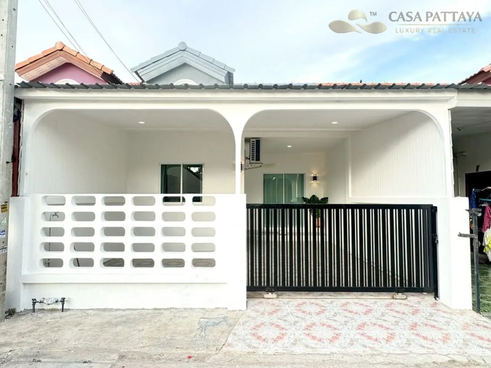 [For Sale] Fully Furnished Townhouse | Rattanakorn 8
