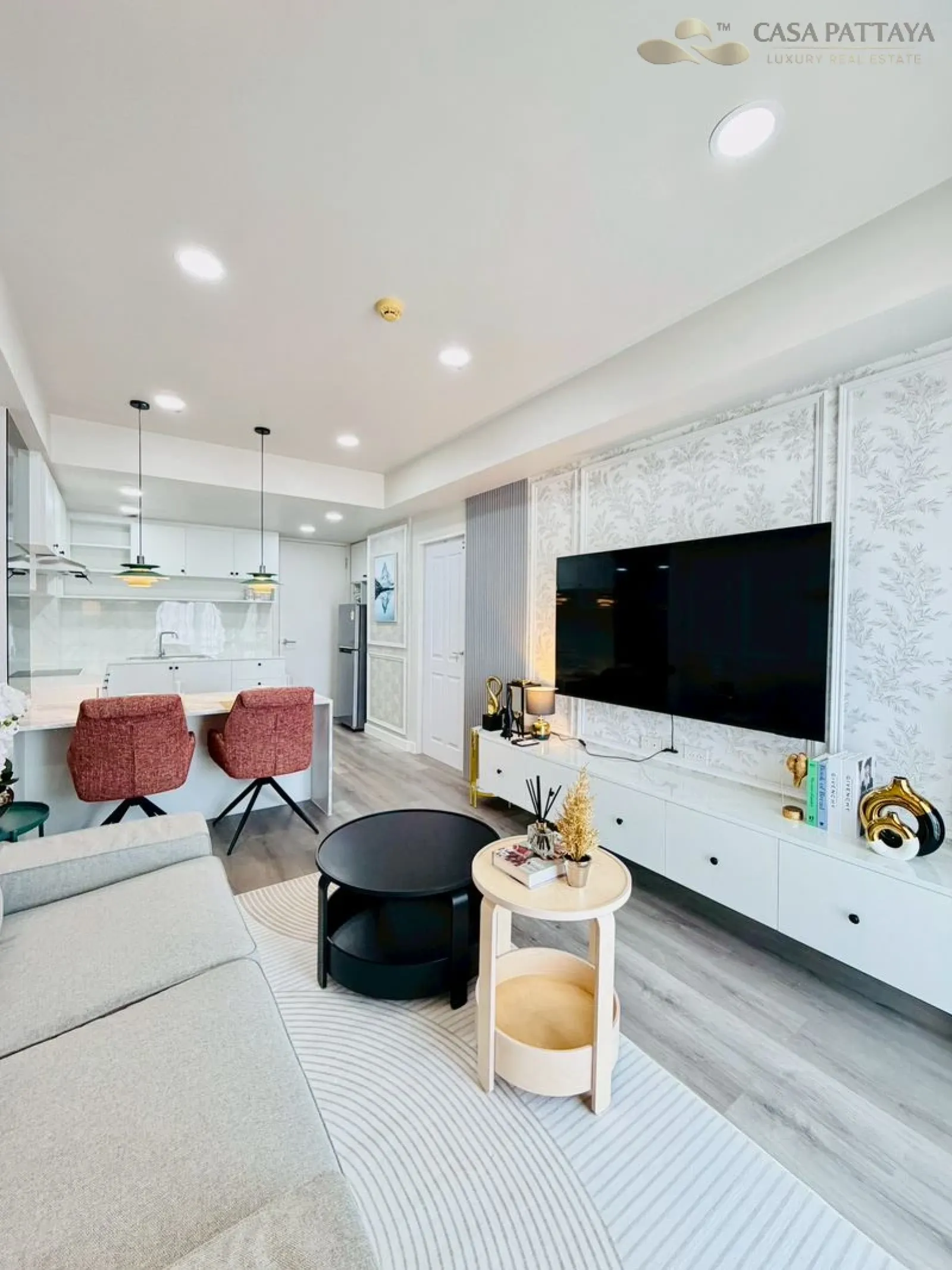 [FOR SALE] Turnkey Corner Unit The Mountain Condo