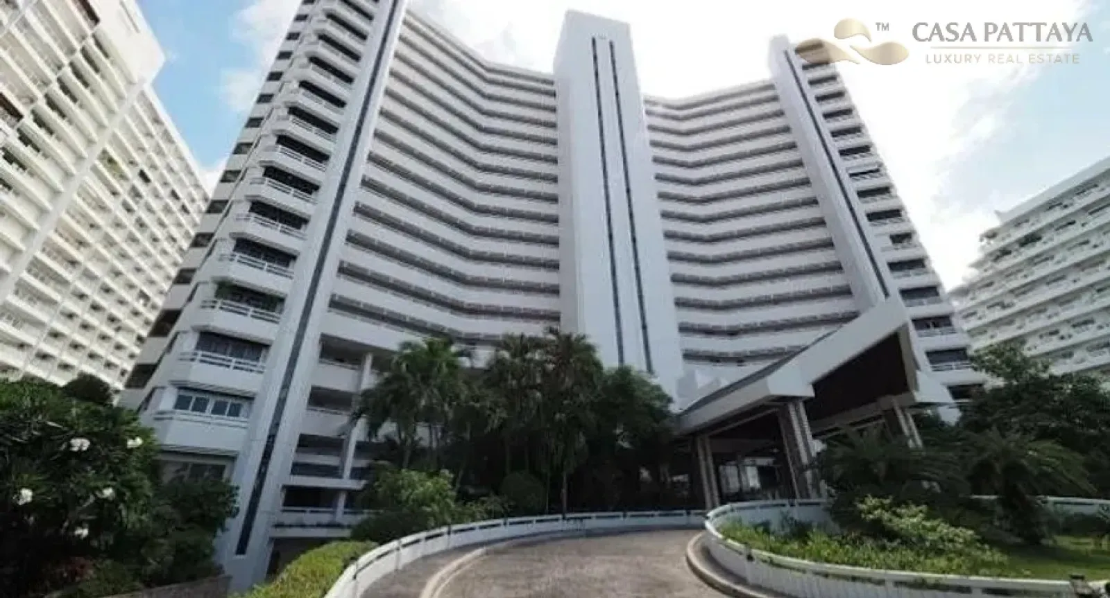 Hot Deal! ปล่อยเช่า The Grand Condotel
