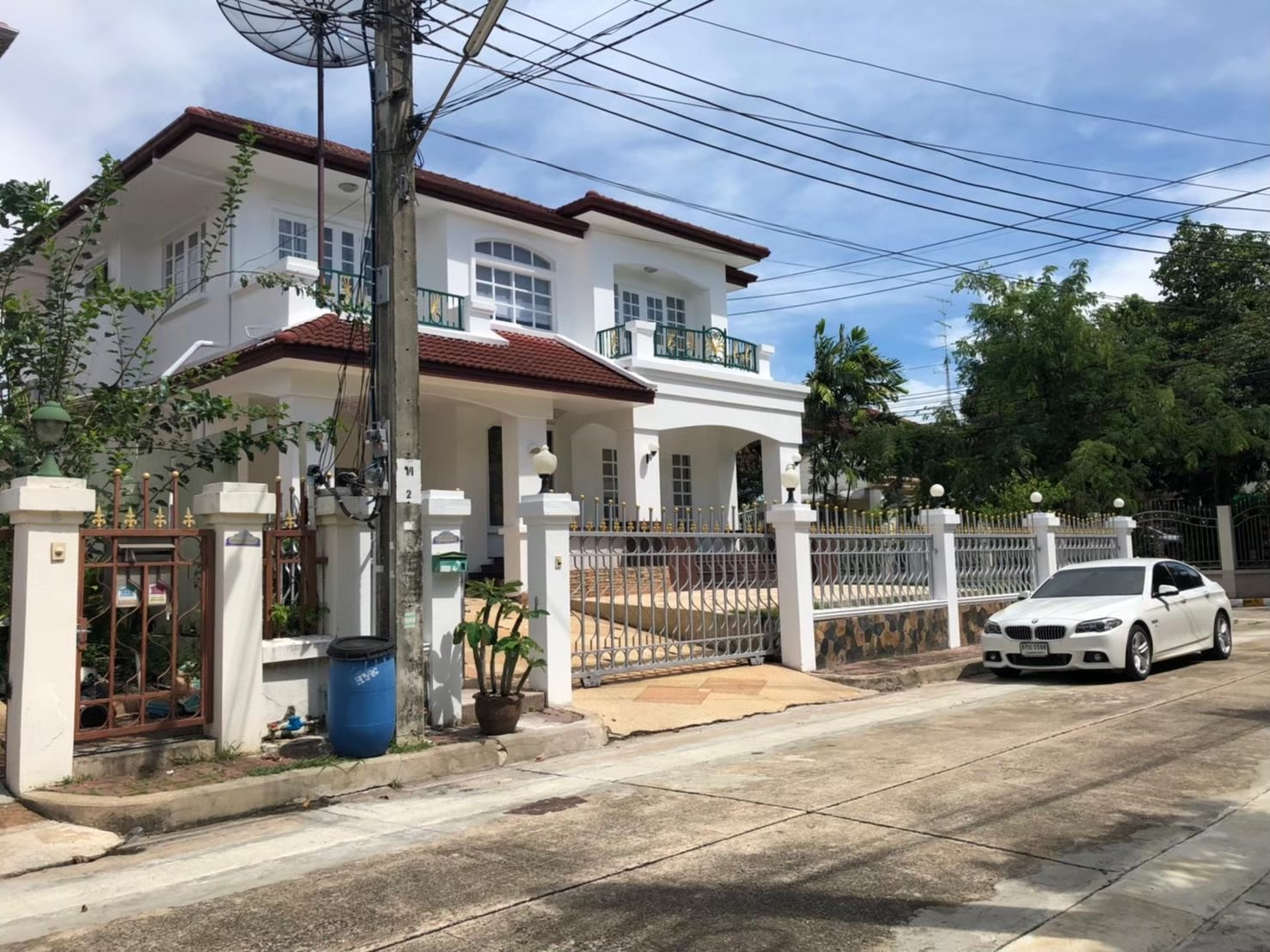 2-story detached house for rent, Pruekpirom Bang Khun Thian project, large house, ready to move in. Near Rama 2 Road, quick response 064-974-2441