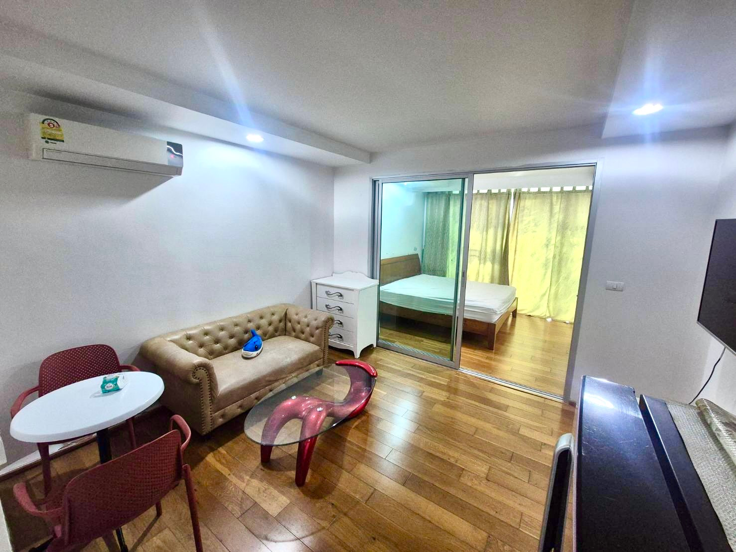 For rent ✨ The Line Phahonyothin Park A, near BTS Lat Phrao Intersection, Central Ladprao, size 1 bedroom, 38sqm, garden view, only 15,000 baht. For rent ✨ The Line Phahonyothin Park A, near BTS Lat Phrao Intersection, Central Ladprao, size 1 bedroom, 38sqm, garden view, only 15,000 baht.