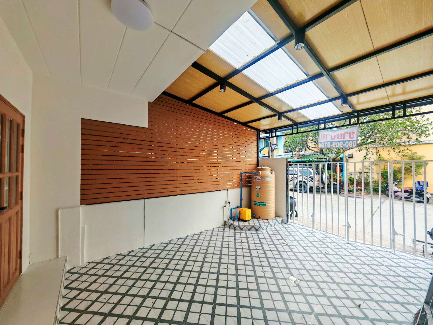 🏡 Pisan Village, Chaturamit 11, Bang Phli Khlong Khut intersection, beginning of the project, near the garden, free transfer, 19.4 sq m, free furniture as shown in the picture, 2 air conditioners, water pump. – รูปที่ 2