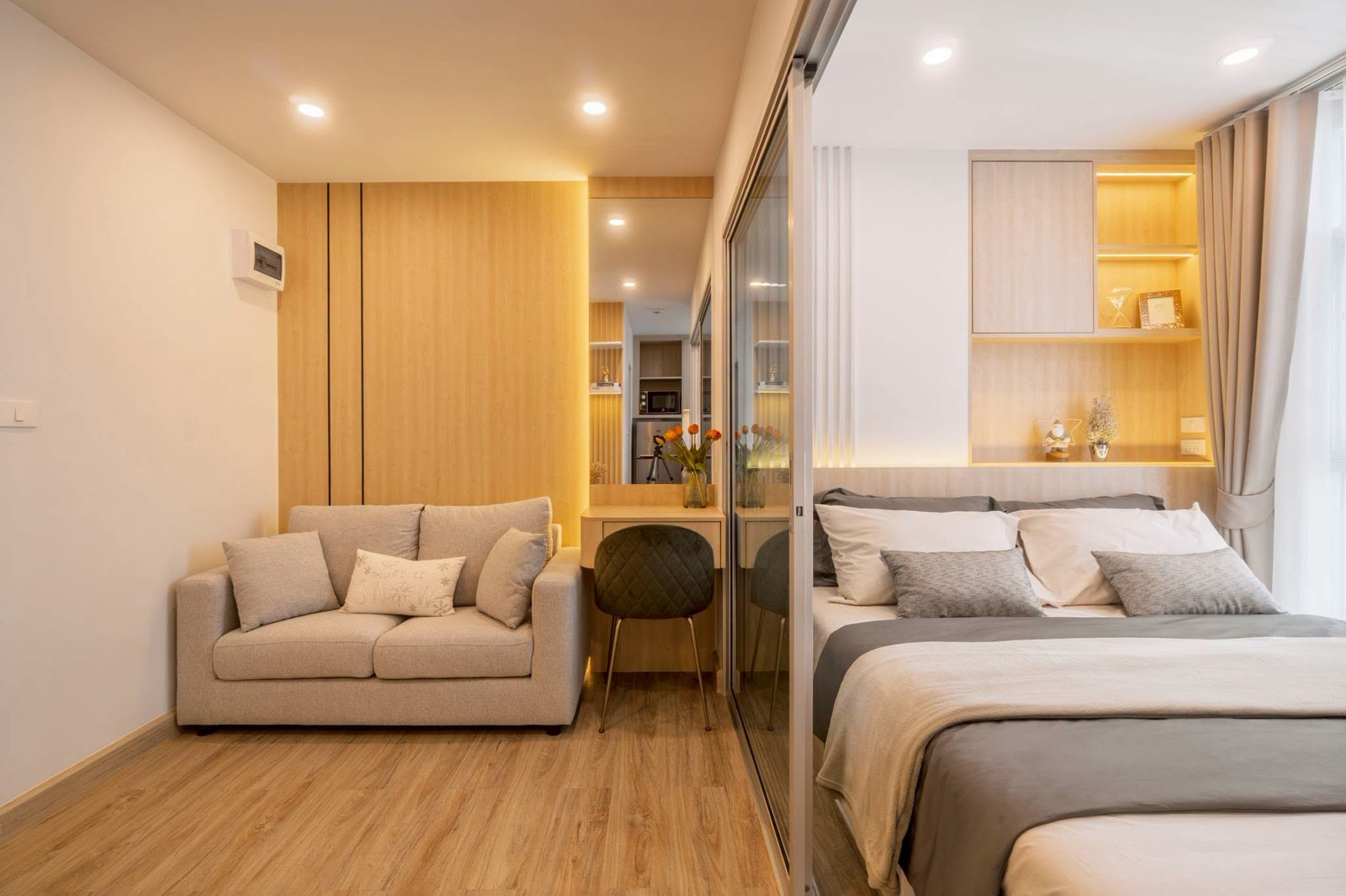 New condo, first hand, complete with furniture! Near Central Westville Ratchaphruek New condo, first hand, complete with furniture! Near Central Westville Ratchaphruek