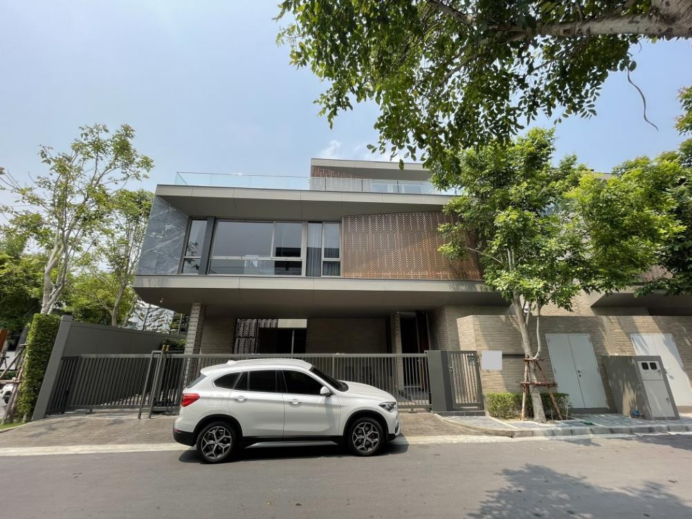 House for rent Artale Phatthanakan - Thonglor, 5 bedrooms fully furnished.