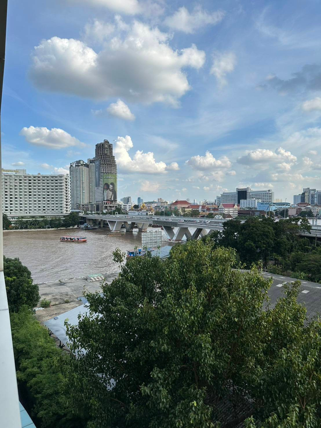 1 bedroom for rent at The River Condo near BTS Saphan Taksin 1 bedroom for rent at The River Condo near BTS Saphan Taksin