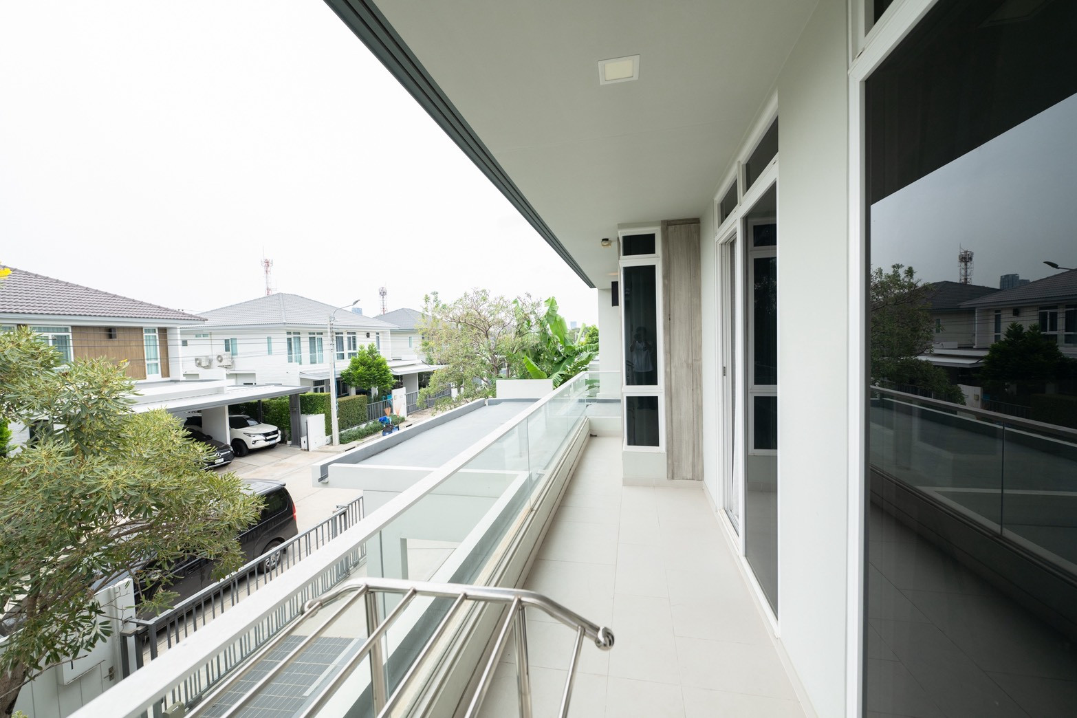 Mantana bangna -wongwaen for rent 