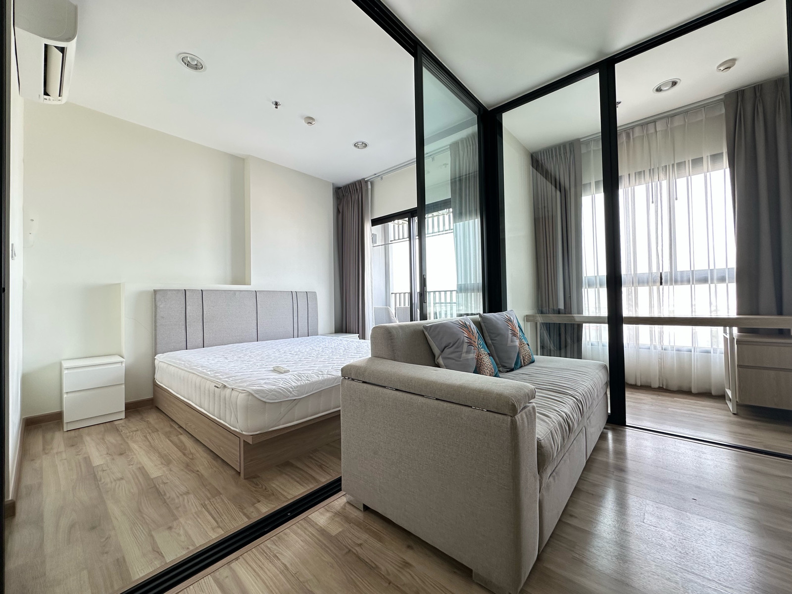 Condo for rent / sale Niche Mono Charoen Nakhon