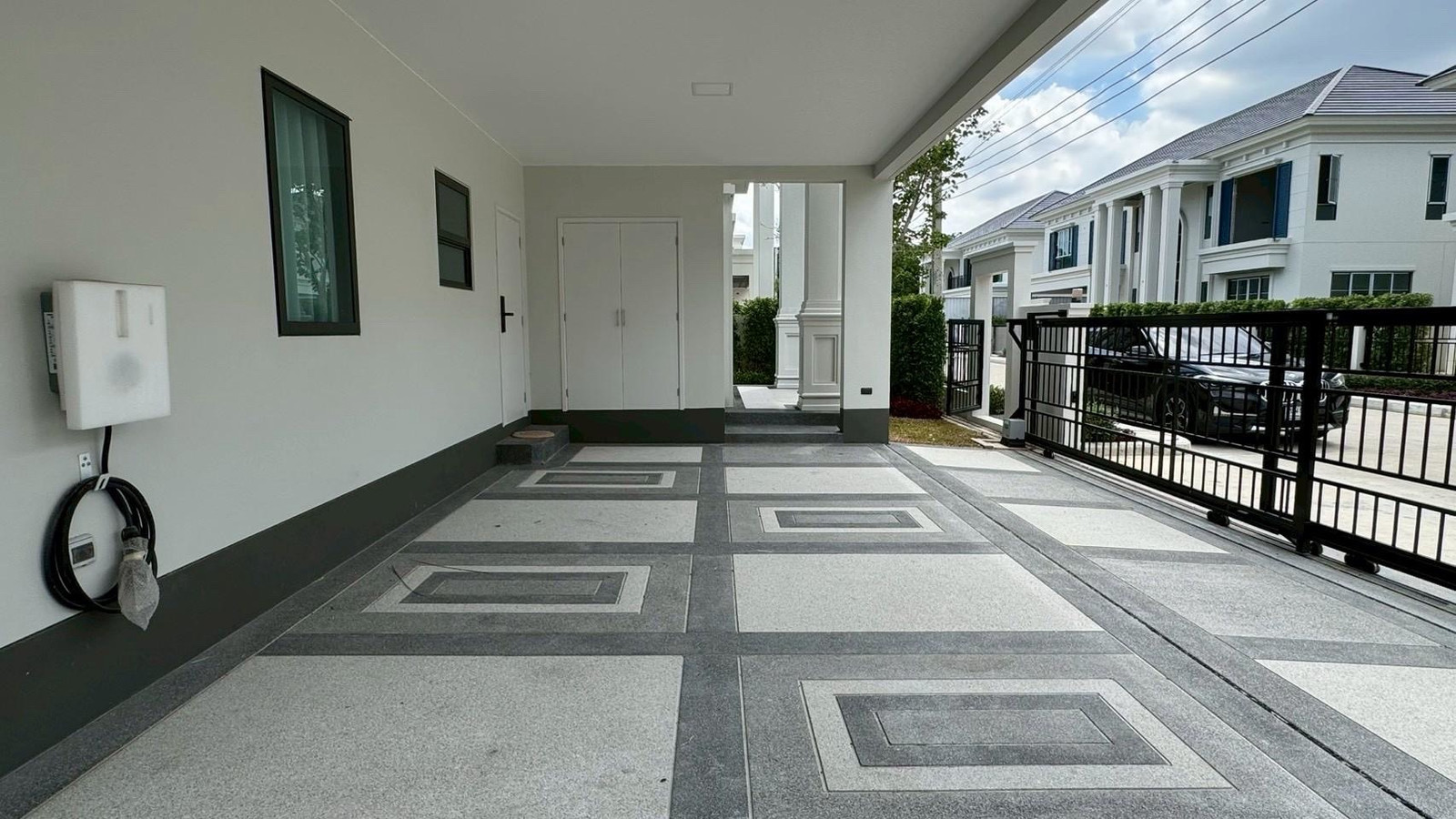 ให้เช่าบ้านเดี่ยวหรู เศรษฐสิริ บางนา กม 10 ใกล้โรงเรียนนานาชาติ Verso International School – รูปที่ 2