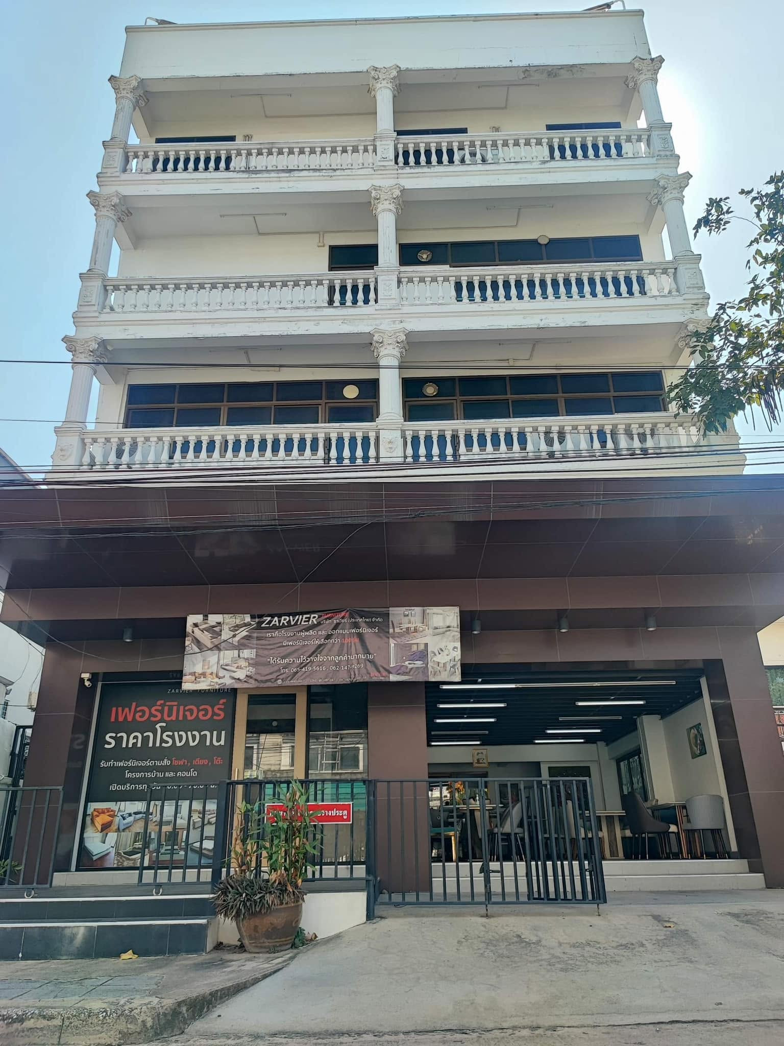 BT121 Office building for rent, Soi On Nut 70/1 #Office for rent in On Nut area. BT121 Office building for rent, Soi On Nut 70/1 #Office for rent in On Nut area.