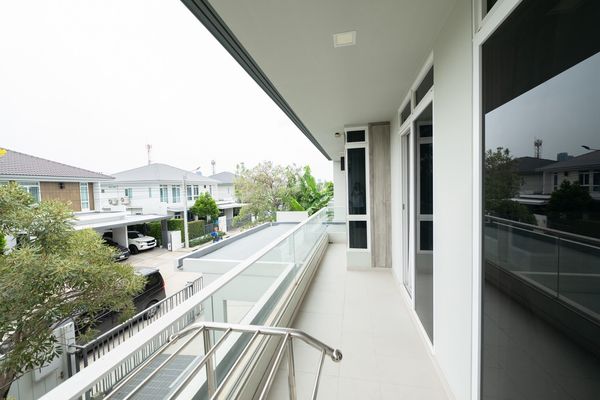 Mantana bangna -wongwaen for rent 