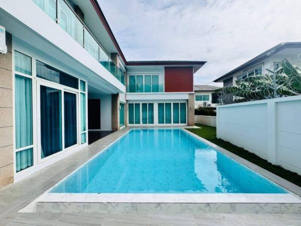 Pool Villa for Sale SeaBreeze Villa Pattaya