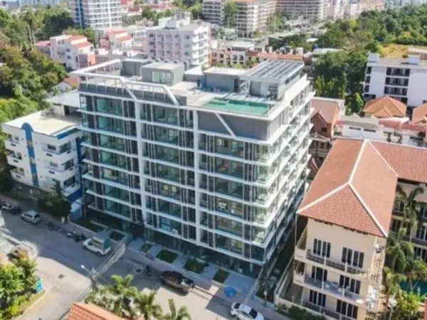 Condo for Sale at Siam Oriental Star - Pet-Friendly