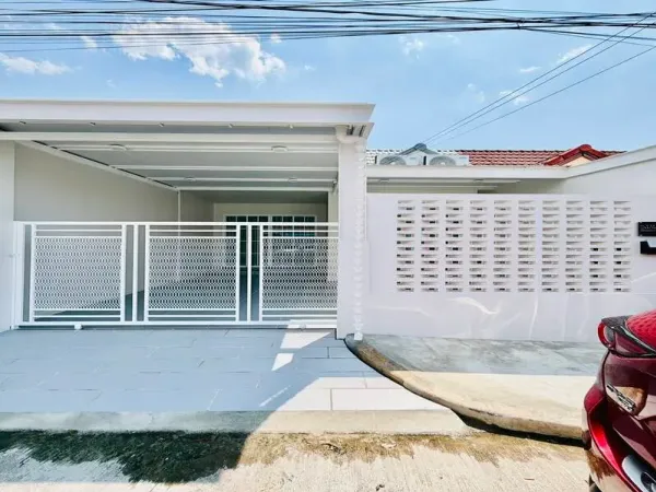 House for Sale at Park Rung Rueng Village Soi 4