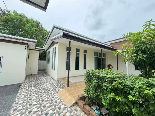3 Houses for Sale – Near Mabprachan Reservoir