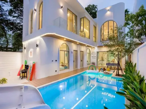 Prime Jomtien Location Modern Luxury Villa – Instant Income