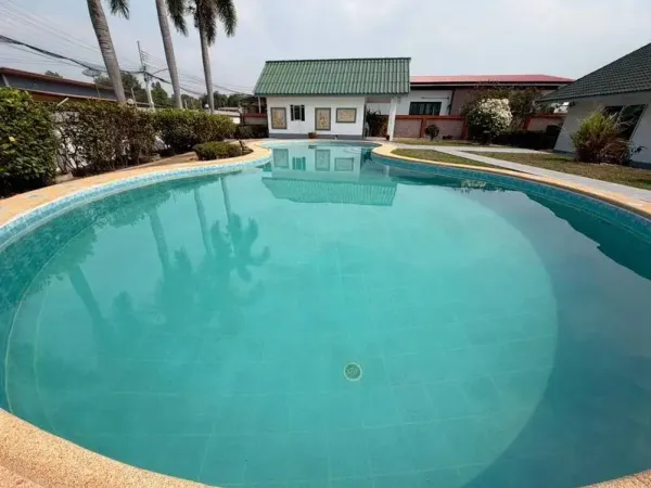 Luxury Pool Villa at PMC Home Soi 3 – Spacious Property