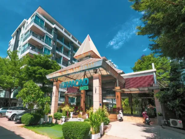 Diamond Suites Resort Condo in a Prime Location Close to the Beach