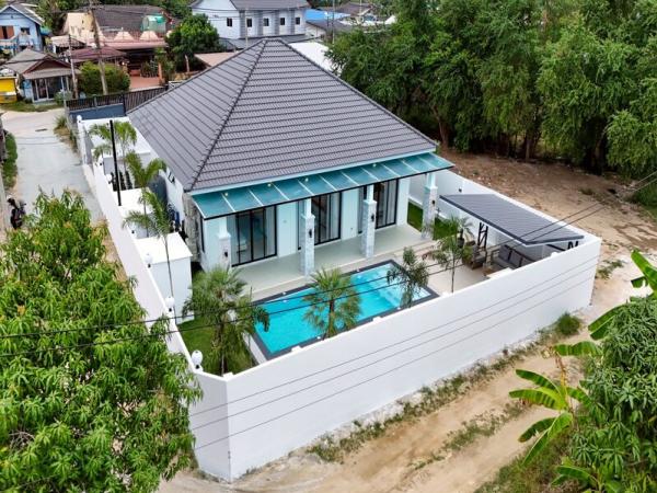 Luxury Pool Villa for Sale in Huay Yai - Brand New