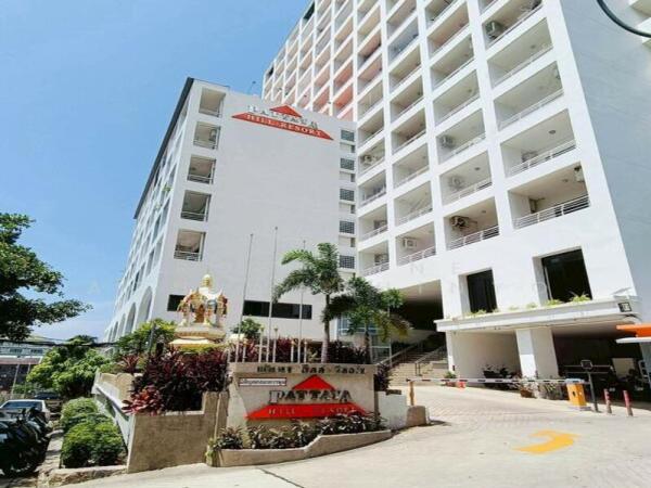 Hot Deal! Sea View Studio at Pattaya Hill Resort