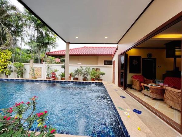 Resort-Style Luxury Pool Villa for Sale: Baan Balina 1