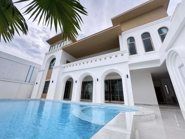 บ้านพูลวิลล่าหรู สไตล์ Mediterranean หนึ่งเดียวในหนองปรือ พัทยา