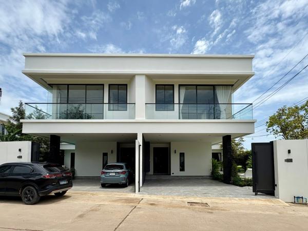 Luxury Vista Villa P1 - พูลวิลล่าแฝดสไตล์โมเดิร์นสุดหรู