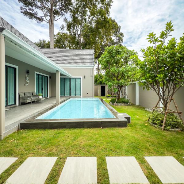 Detached Pool Villa – Fully Equipped, Great Value, Prime Area in Pattaya