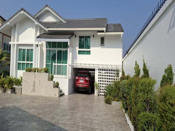 Luxury Home with Private Pool South Pattaya (Tungkom-Tanman Soi 4)