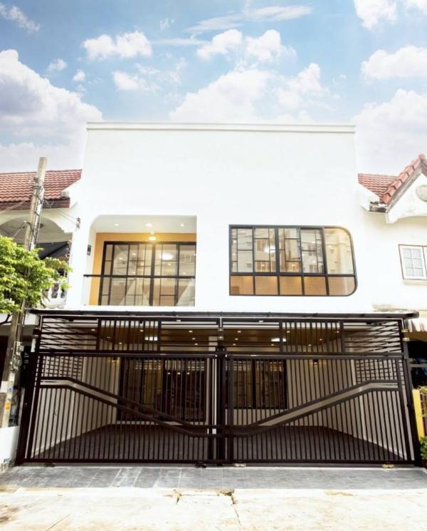 ขายบ้าน Zigzag ลาดพร้าว  93 แยก 6  หน้ากว้าง รีโนเวทใหม่ พลับพลา เขต วังทองหลาง กรุงเทพ CX-165086