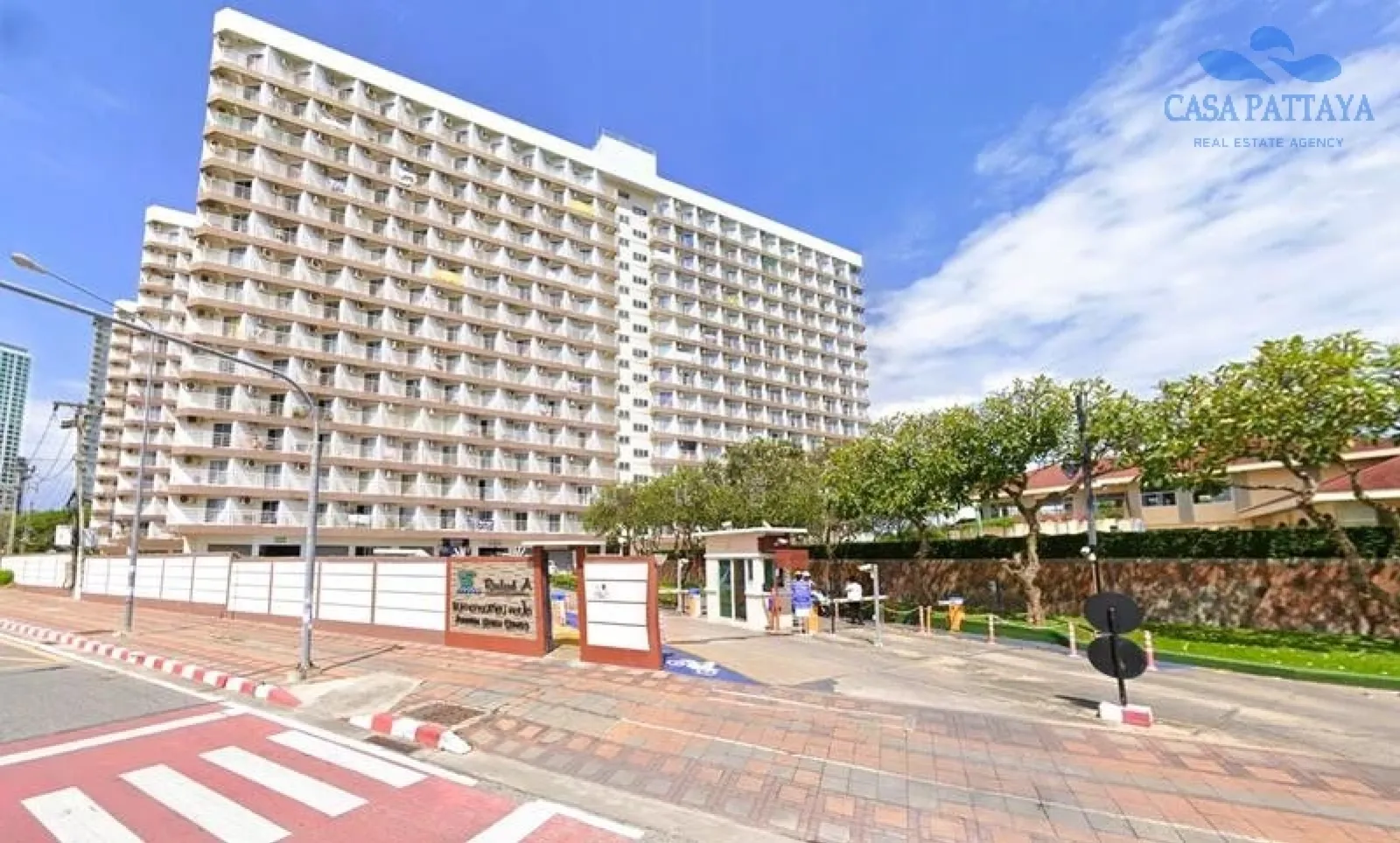 Condo For Sale Rimhad Condo Jomtien - 1.35M THB