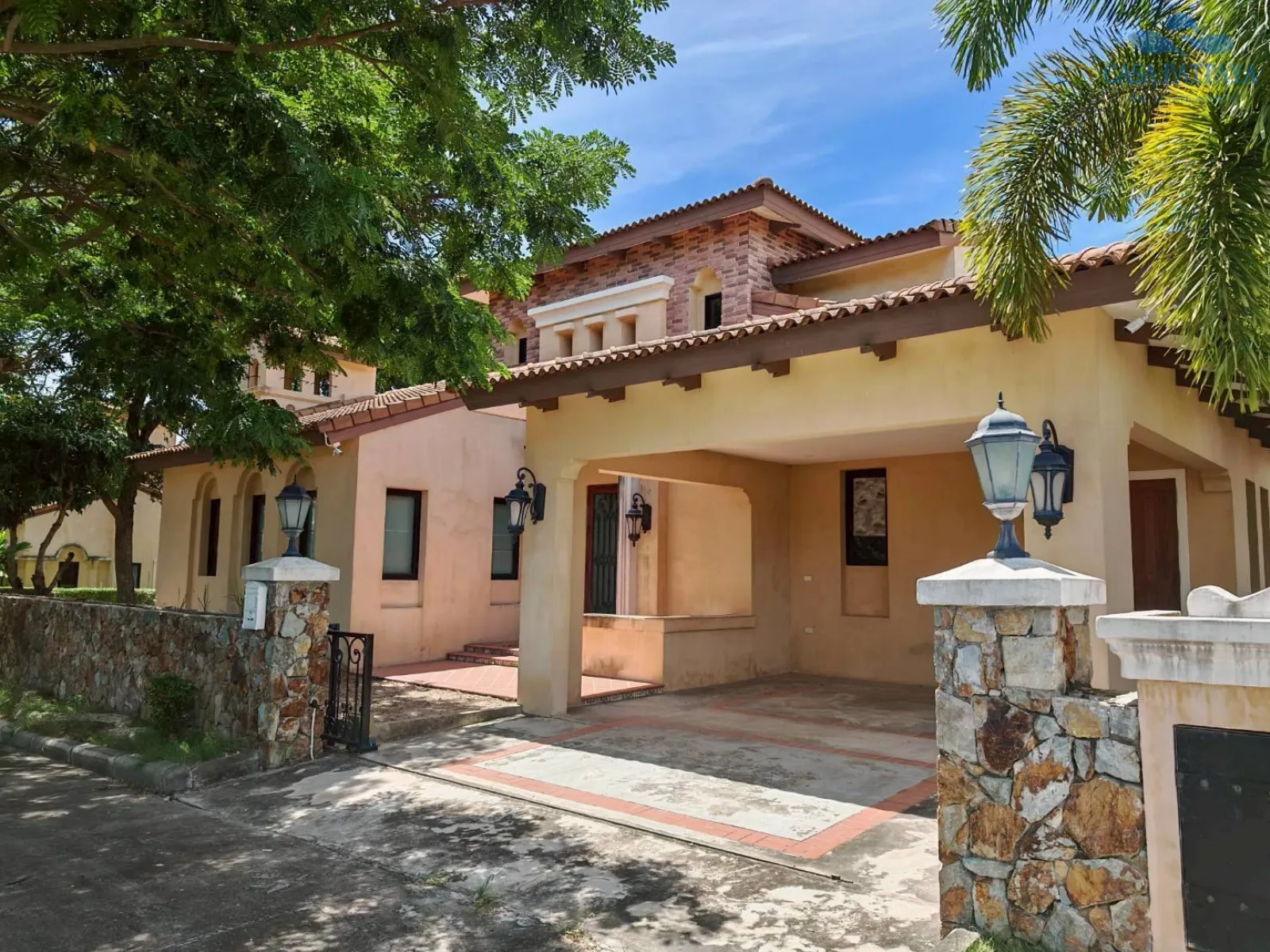 House for Sale & Rent at Nusa Chivani, Na Jomtien