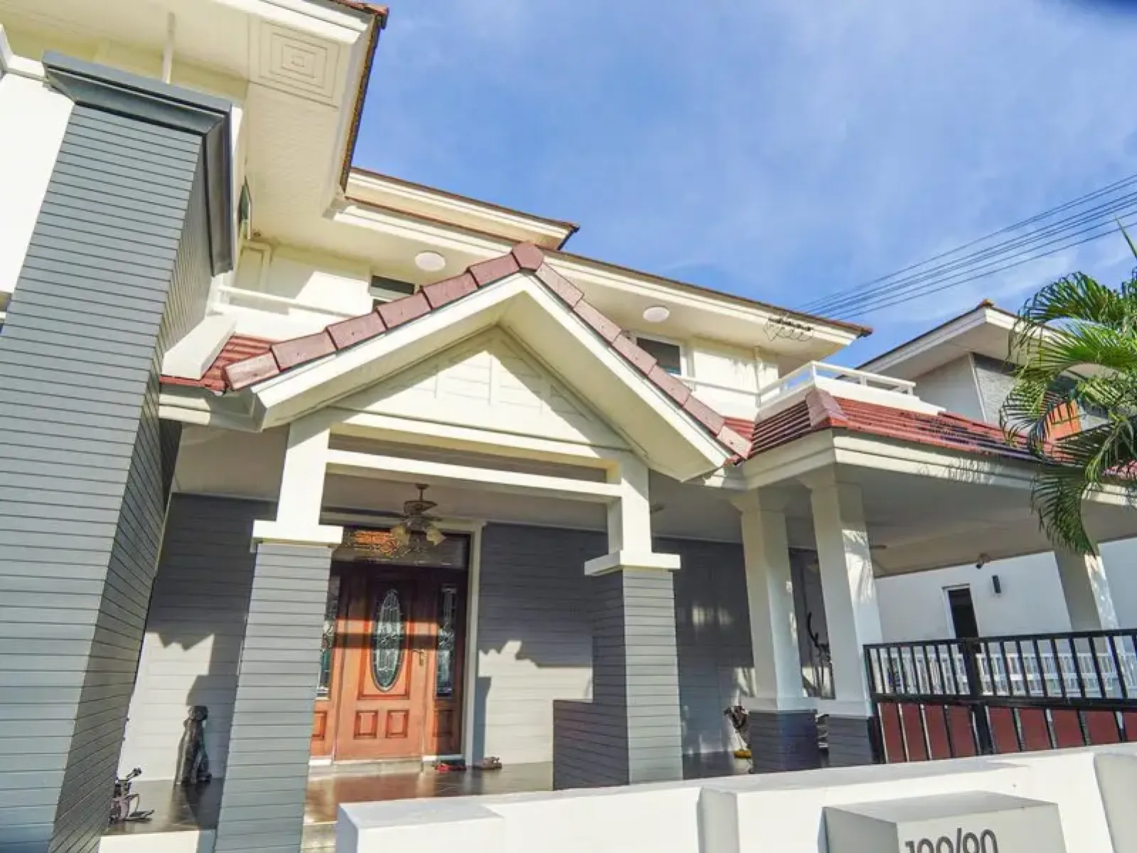 ขายพูลวิลล่าหรู Central Park Hillside Pattaya / ทุ่งกลม-ตาลหมัน