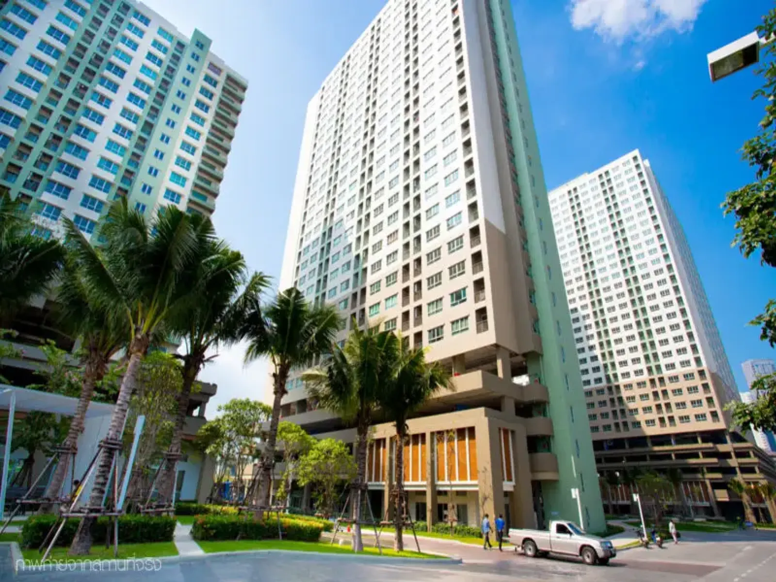 Condo for Sale at Lumpini ville naklua - wongamat (Sale with Tenant)