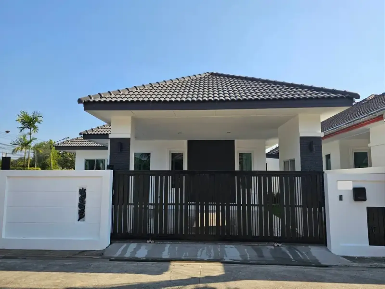 ขายบ้านเดี่ยวหลังมุม (พร้อมสระว่ายน้ำ) โครงการ Garden View 2