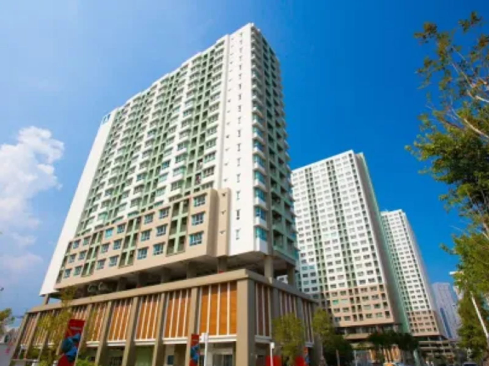 Sea View Condo with Tenant | Lumpini Ville Naklua