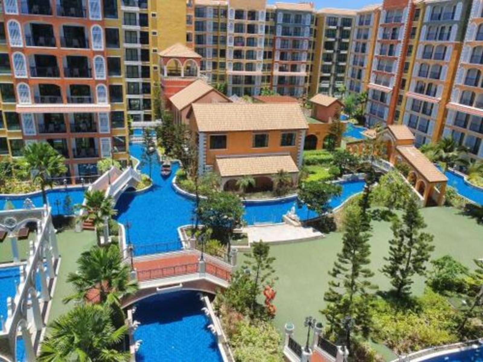 Venetian Signature Condo Resort Pattaya-Pool View Studio