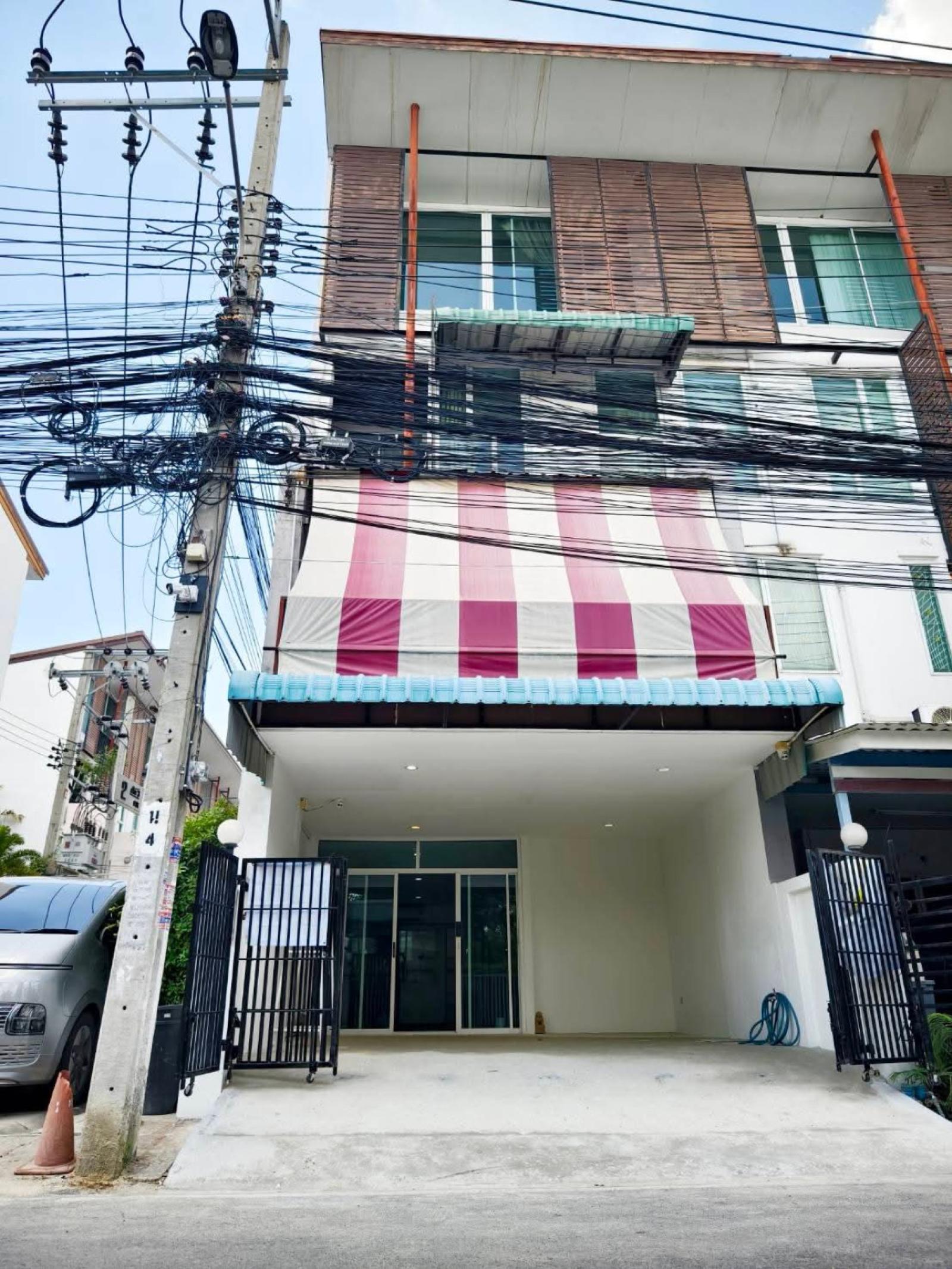 For Sale Townhouse/Townhome  , The Attic Lite Chaengwattana , MRT-Chaeng Watthana-Pak Kret 28 , Bang Talat , Pak Kret , Nonthaburi , CX-164951
