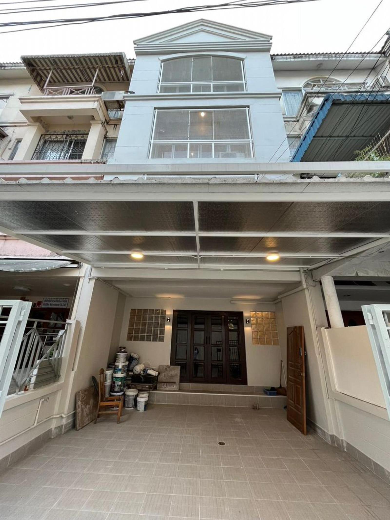 For Sale townhome 4 fl 70 sqm Soi Wachiratham Sathit 8 , Lat Krabang , Bang Na , Bangkok , CX-164412 For Sale townhome 4 fl 70 sqm Soi Wachiratham Sathit 8 , Lat Krabang , Bang Na , Bangkok , CX-164412
