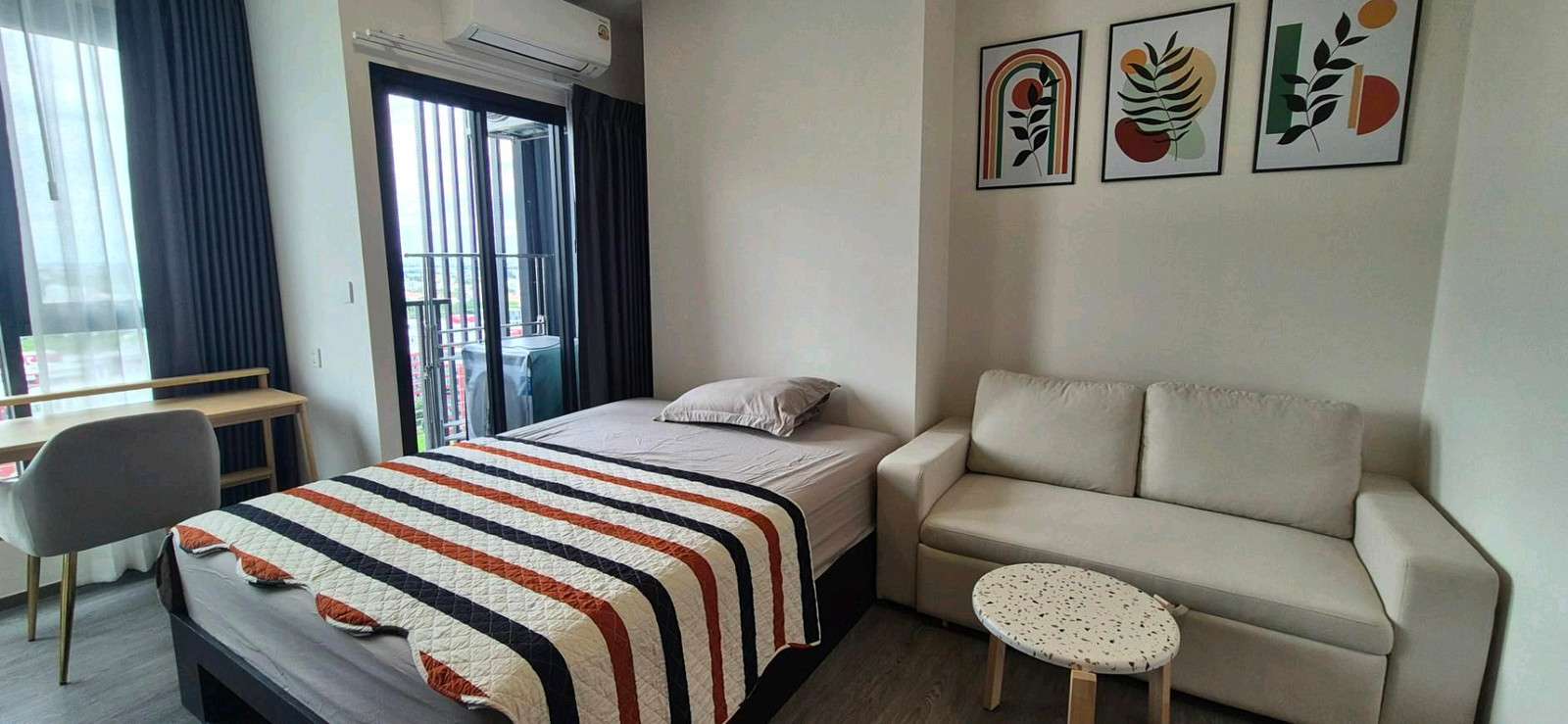 ♥️ For rent Modiz Avantgarde, brand new luxury condo, opposite Thammasat University, only 12,000 baht, good price, complete electrical appliances, first person to stay🥰🥰
