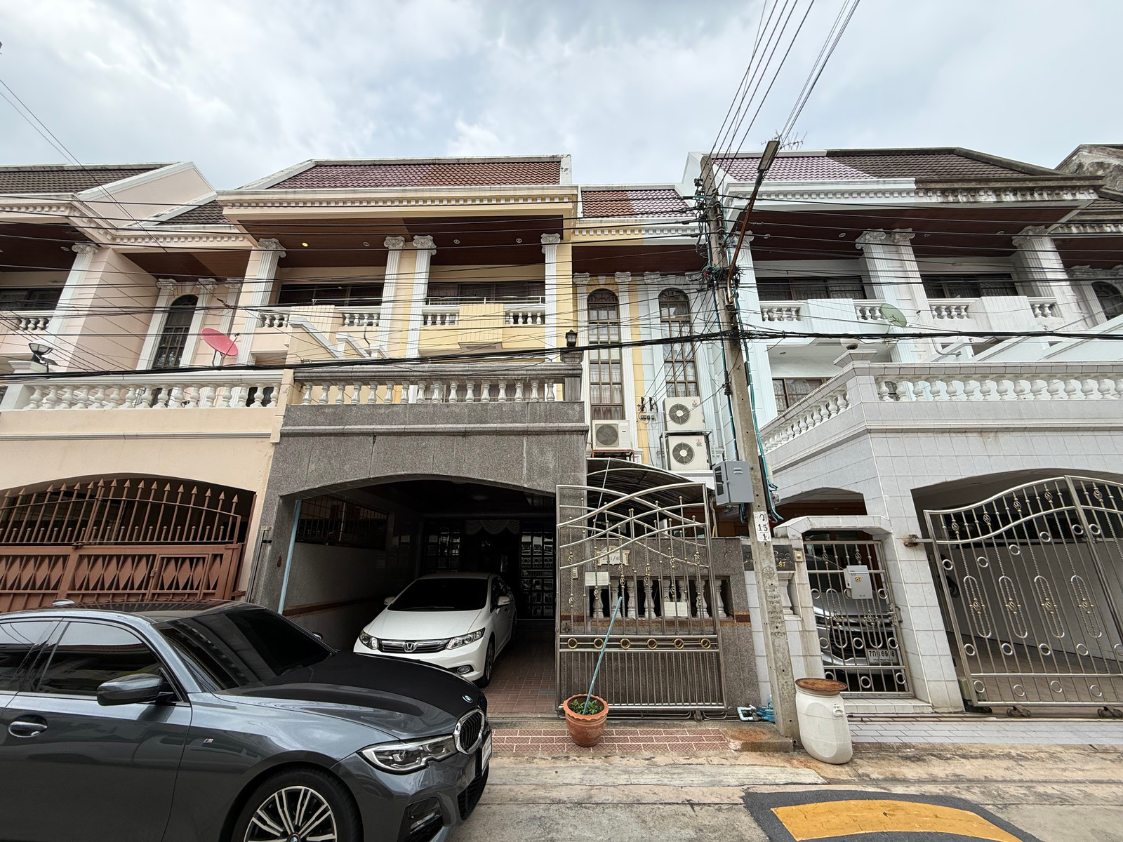 🏠✨ ภัทรวิลล่า 2 (Pattra Villa 2) | ขายทาวน์โฮม 4 ห้องนอน (HBH-ST-333) 🏠✨ ภัทรวิลล่า 2 (Pattra Villa 2) | ขายทาวน์โฮม 4 ห้องนอน (HBH-ST-333)