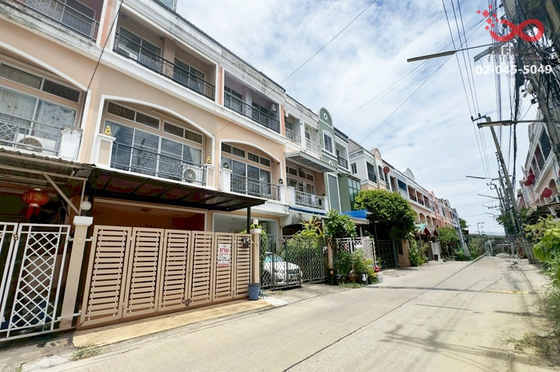 Townhome for sale, 3 floors, 20 sq m, Fresh Villa Village, Soi Nuanchan 36 - Nawamin 163, Ramintra 46. Townhome for sale, 3 floors, 20 sq m, Fresh Villa Village, Soi Nuanchan 36 - Nawamin 163, Ramintra 46.